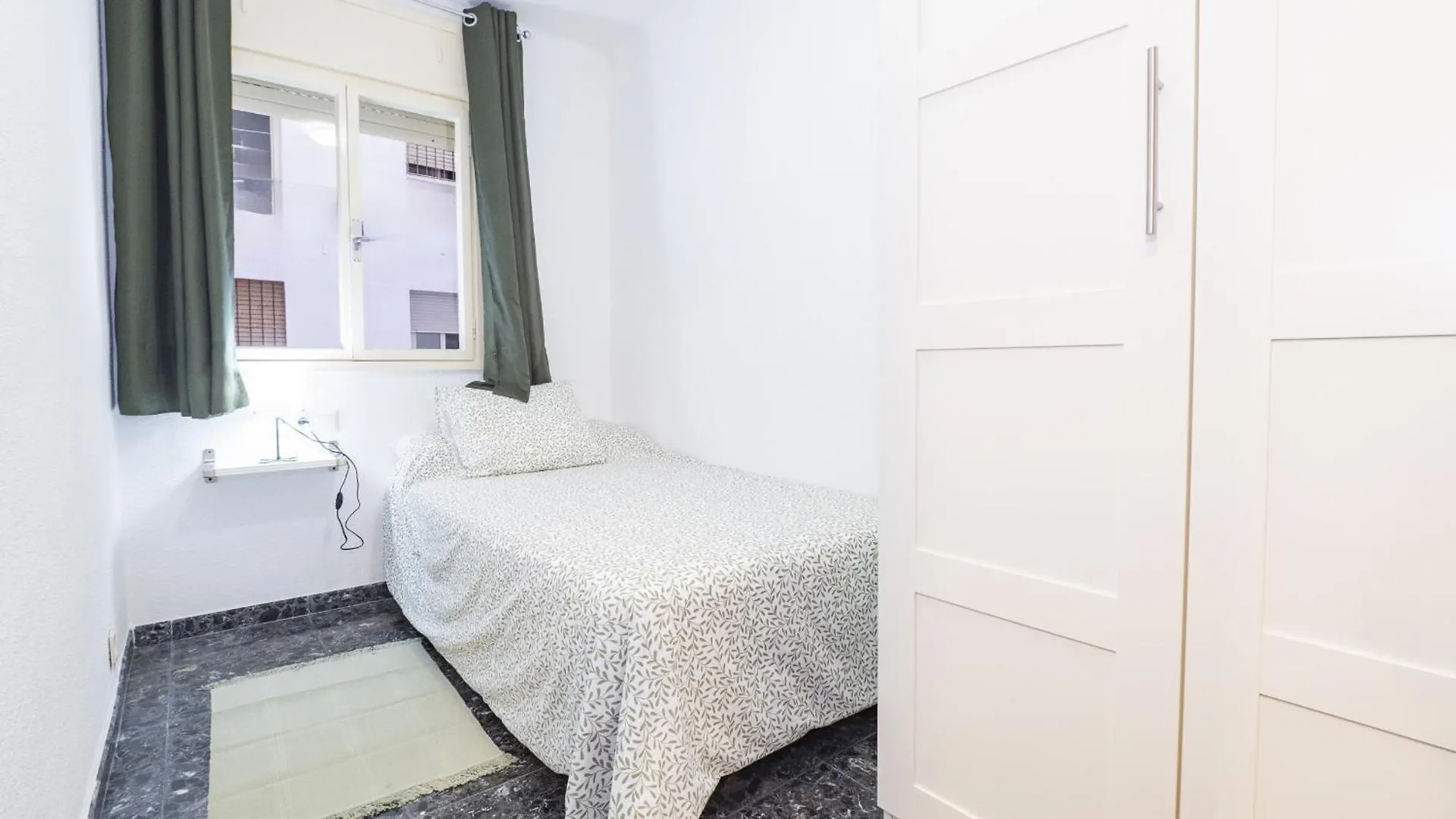 Cubo'S Evy Malaga Apartment 0*,