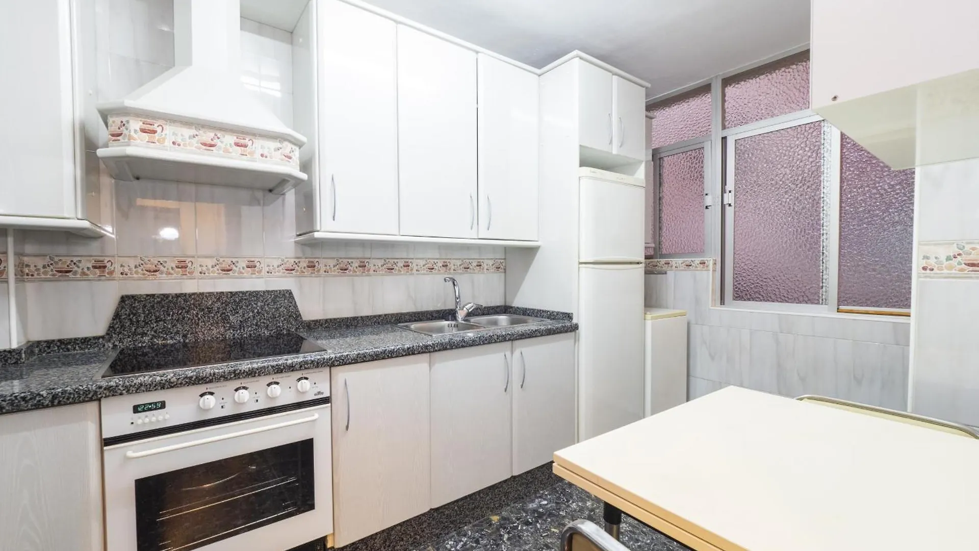 Cubo'S Evy Malaga Apartment Spain