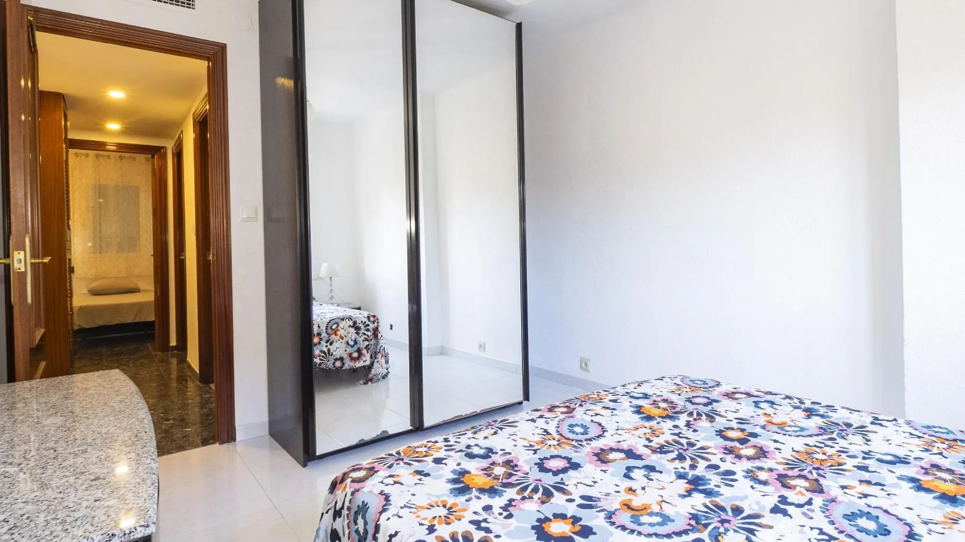 Cubo'S Evy Malaga Apartment